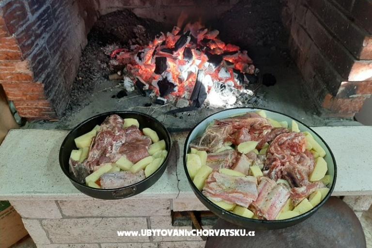 Apartments Marinovi dvori – photo 12