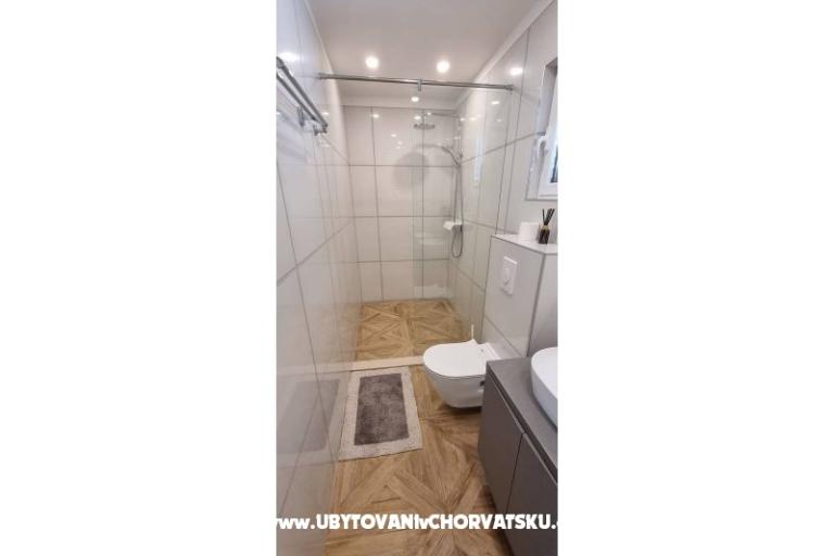 Apartments MarLi – photo 8