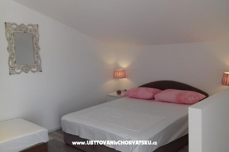 Nena Trogir, Slatine – photo 14