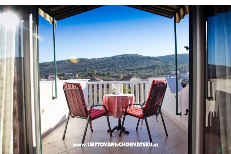 Nena Trogir, Slatine – photo 17