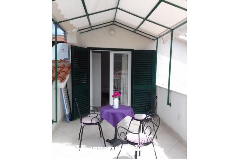 Nena Trogir, Slatine – photo 4