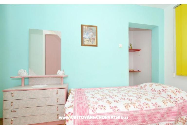 Petra Arbanija Apt – photo 10