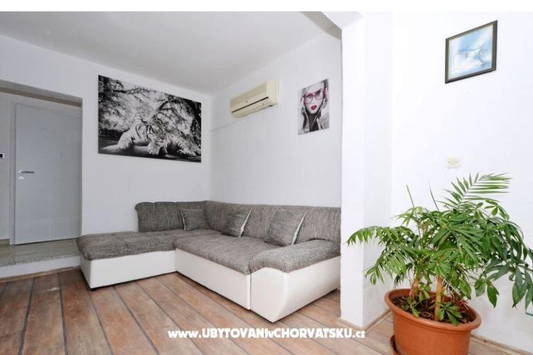 Petra Arbanija Apt – photo 4