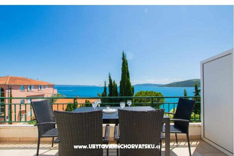 Apartments Milović 30 m od more – photo 8