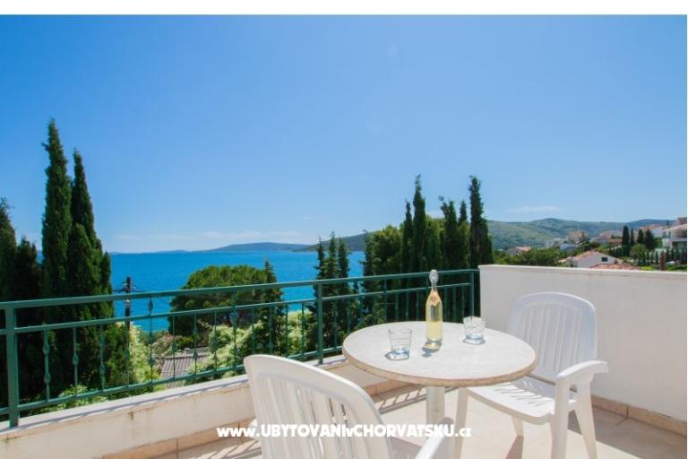 Apartments Milović 30 m od more – photo 9