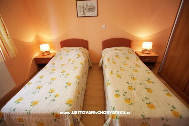 Trogir Salona – photo 7