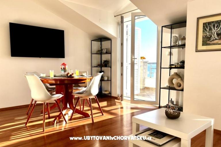 Magic sea view - Leo apartments – photo 26