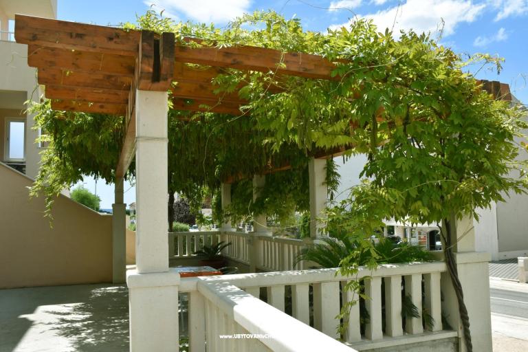 Apartments Stone  Tučepi  – photo 3