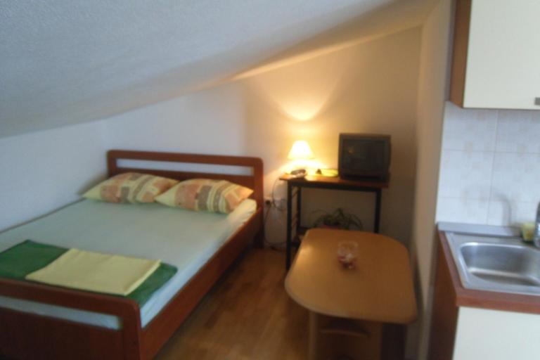 Apartments Emi – photo 2