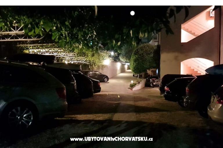 Apartments Tucepi Jakić – photo 10