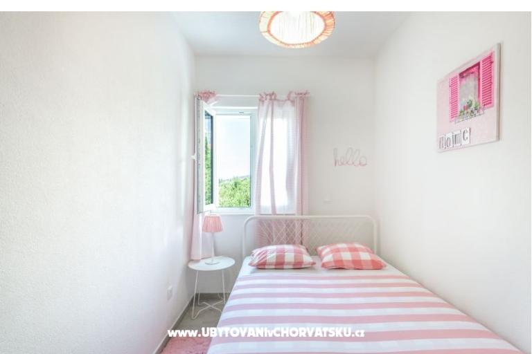 Apartments Ksenija – photo 12