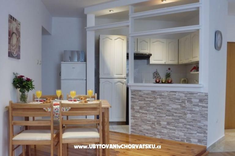 Apartments Šarić – photo 10