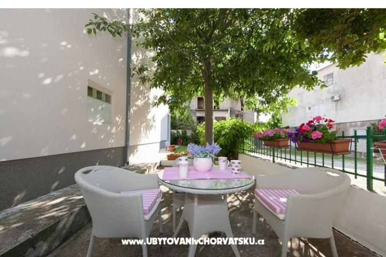 Apartments Svjetlana i Ivo Mravičić – photo 4