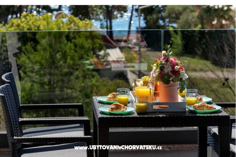 Apartments IKO - Tučepi – photo 7