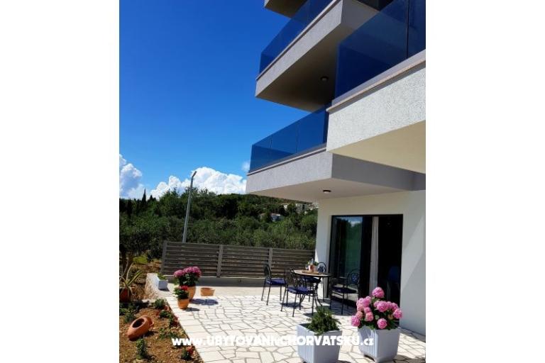 Apartments IKO - Tučepi – photo 9