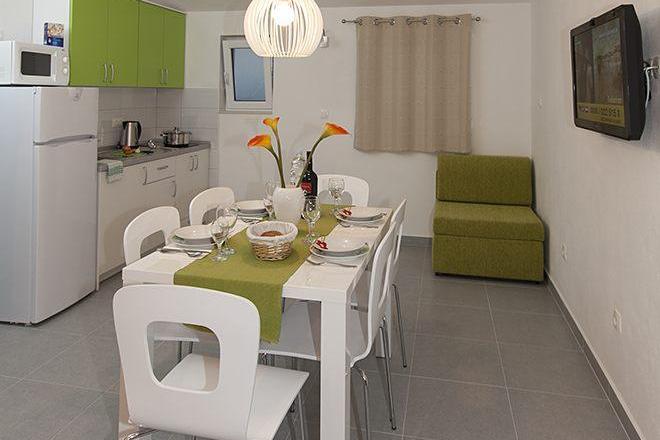Apartments Beslic – photo 4