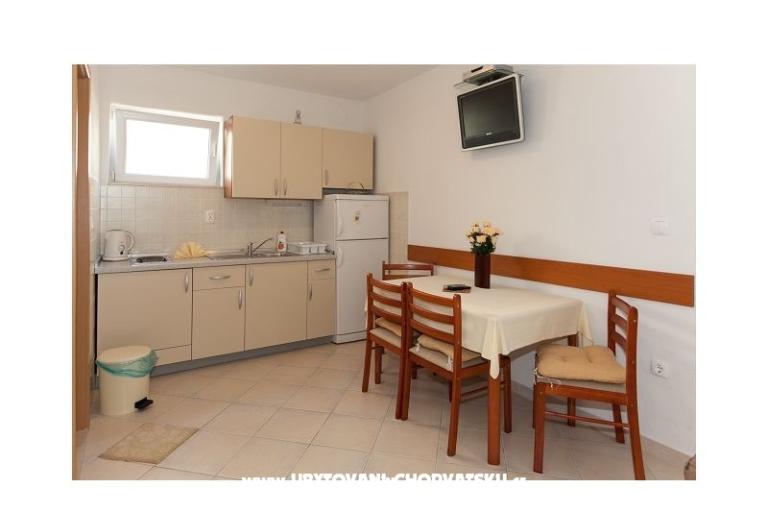 Apartments Luketina – photo 14