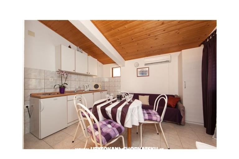 Apartments Luketina – photo 6