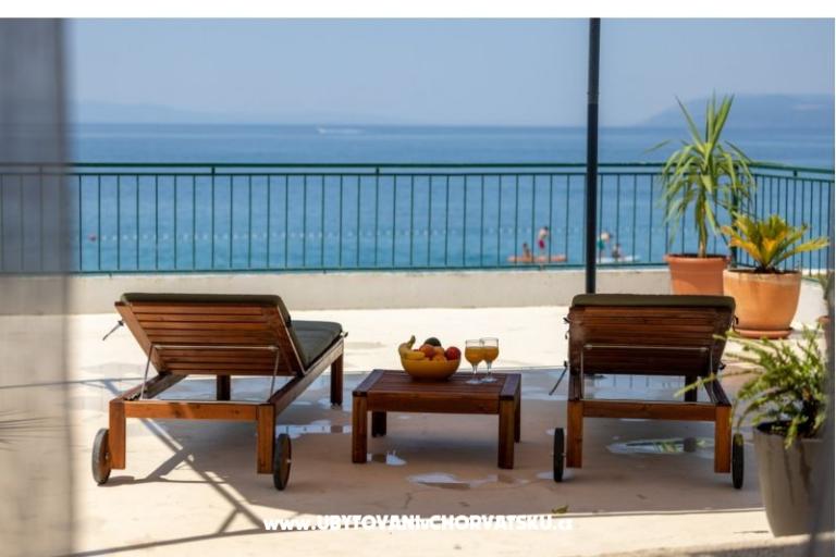 Beachfront Apartment NIVES – photo 30