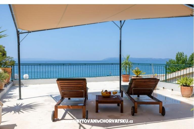 Beachfront Apartment NIVES – photo 33