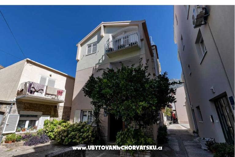 Tučepi Seafront Apartments – photo 4