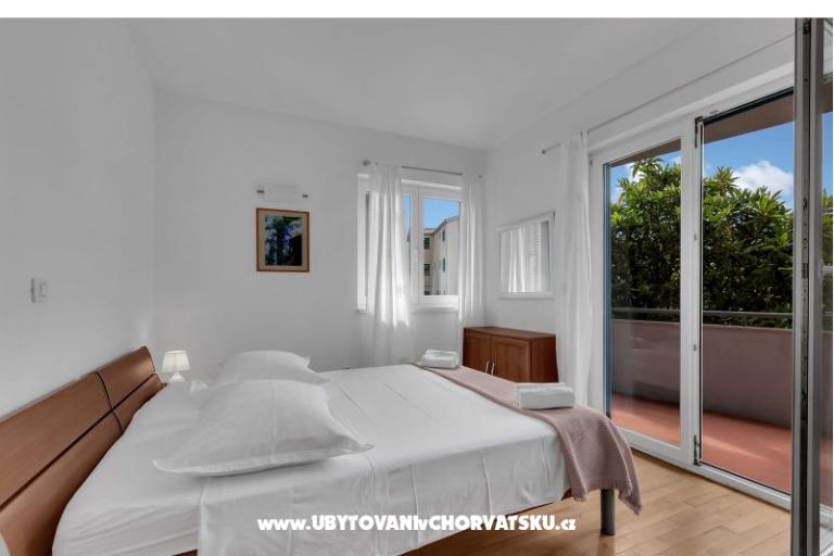 City Apartments Tučepi – photo 6