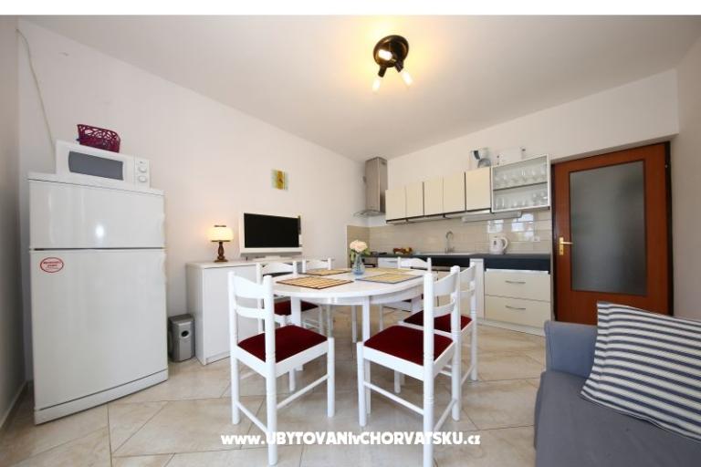 Apartments Diana **** – photo 6