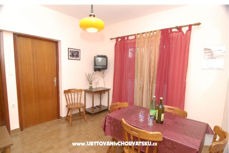 Apartments Lonić – photo 9