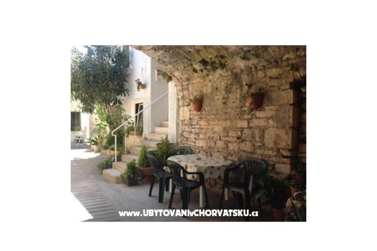 Apartments Stone House – photo 2