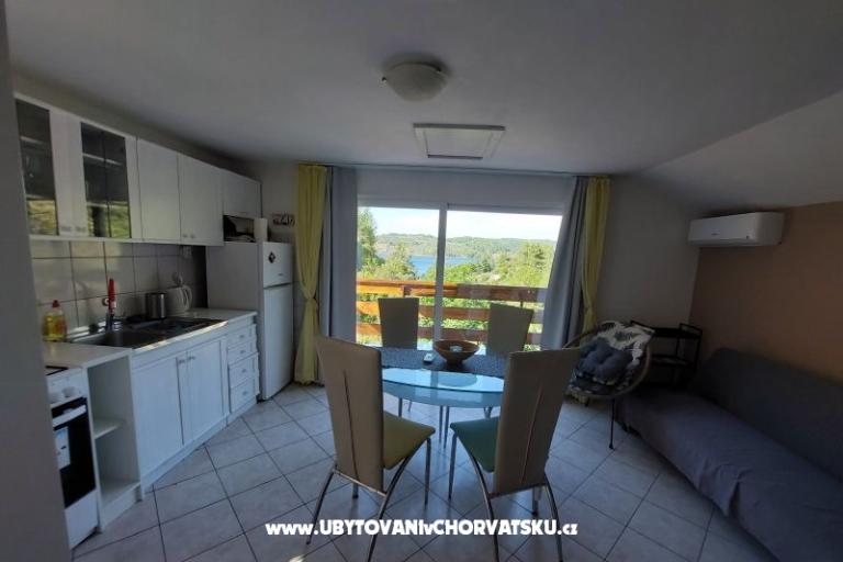 Tina's house  – photo 30