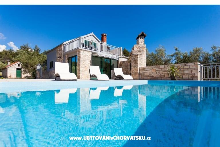 Villa Barbara / Zli stup – photo 14