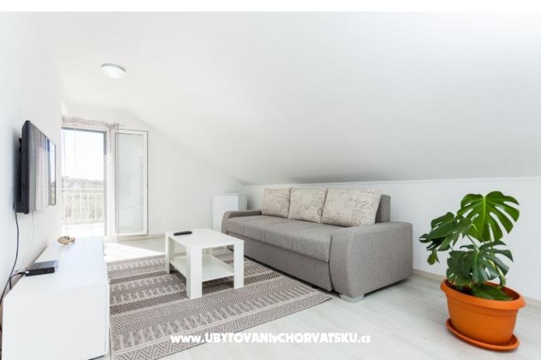 Villa Barbara / Zli stup – photo 15