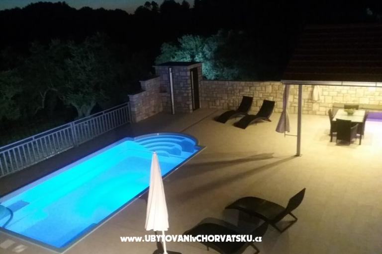 Villa Barbara / Zli stup – photo 17