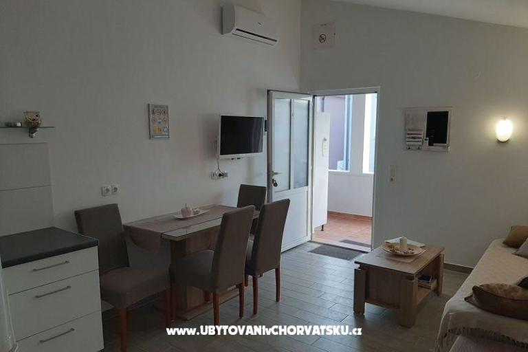 Alida apartmani Vir – photo 17