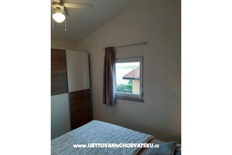 Alida apartmani Vir – photo 18
