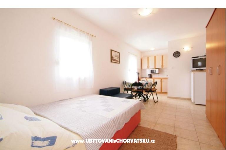 Apartments Kantoci – photo 8