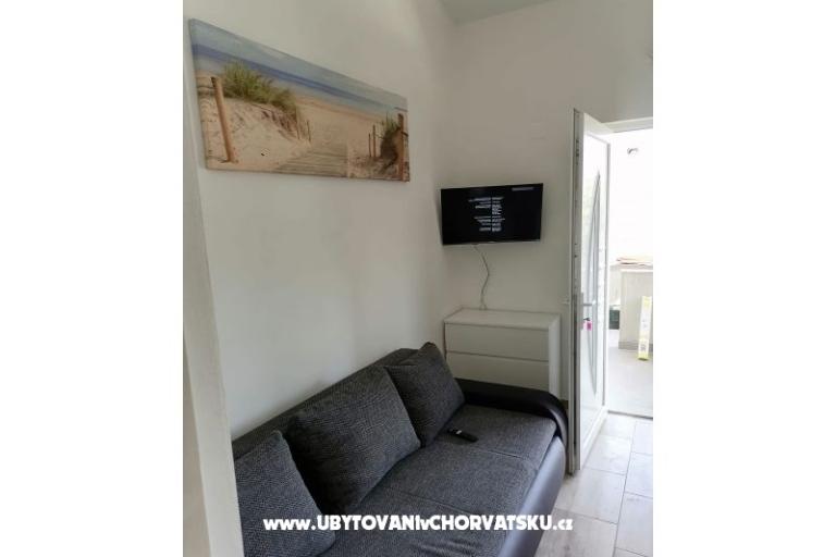 Apartments Kreć Lozice otok Vir – photo 20