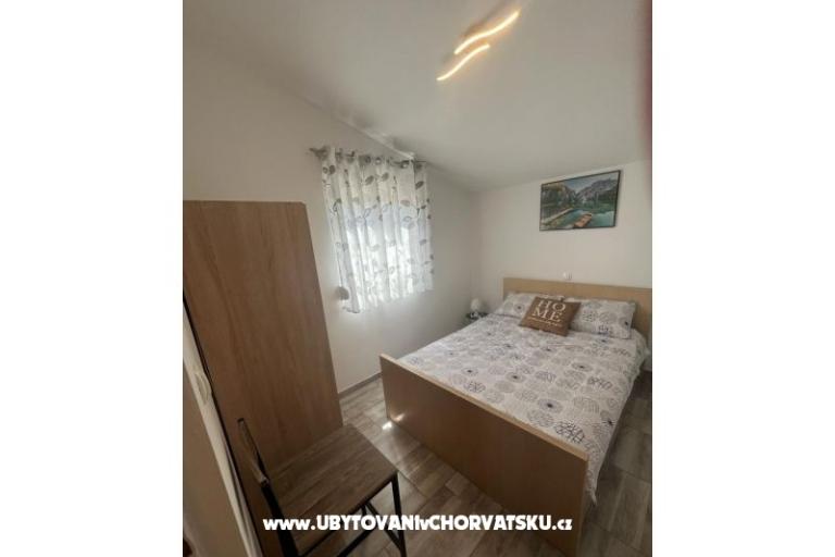 Apartments Kreć Lozice otok Vir – photo 25