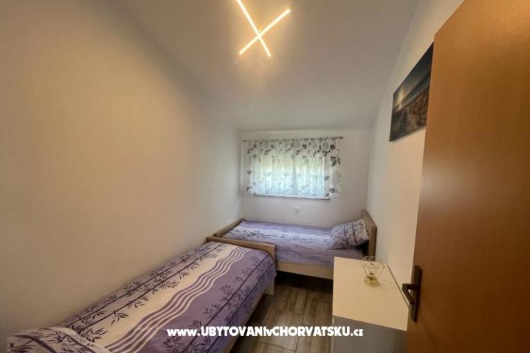 Apartments Kreć Lozice otok Vir – photo 5