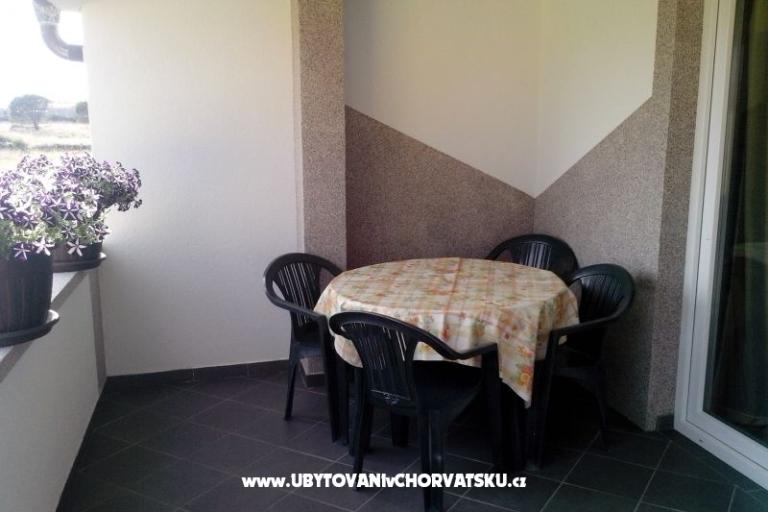 Apartments Robi – photo 9