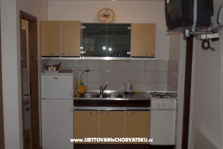 Apartments Štefanija – photo 8