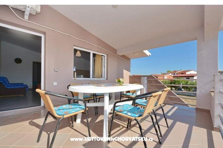 Apartments Maja – photo 8