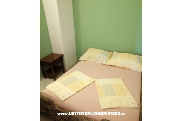Apartments Lora – photo 2