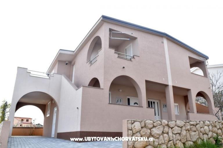 Apartments Orešić – photo 13