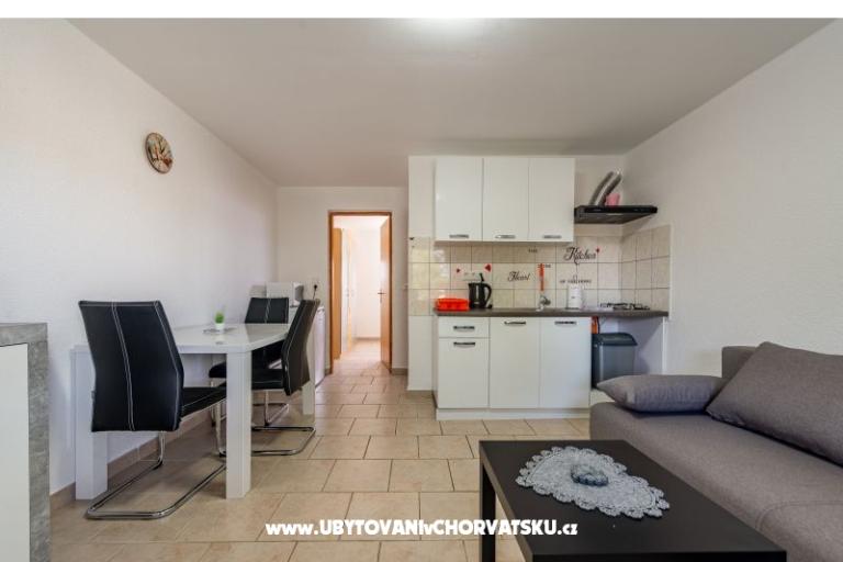 Apartments Villa Agape Vir – photo 21