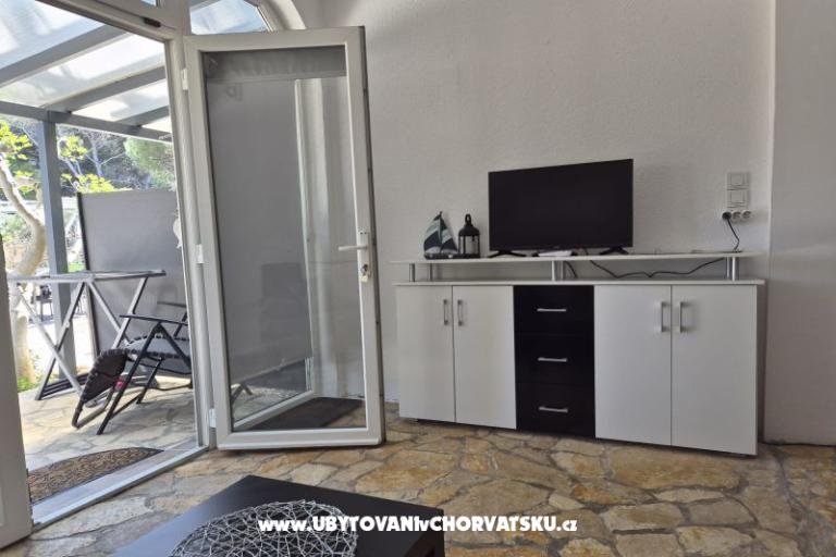 Apartments Villa Agape Vir – photo 44