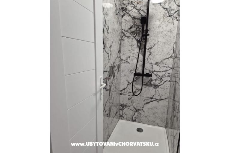 Apartments Villa Agape Vir – photo 52