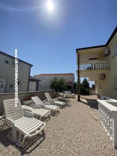 APARTMANI HELENA OASIS VIR – photo 4