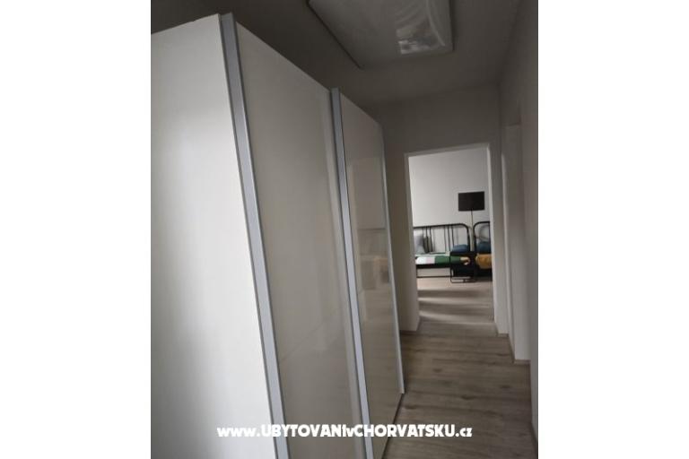 Sunset Paradise Apartments Vir – photo 10