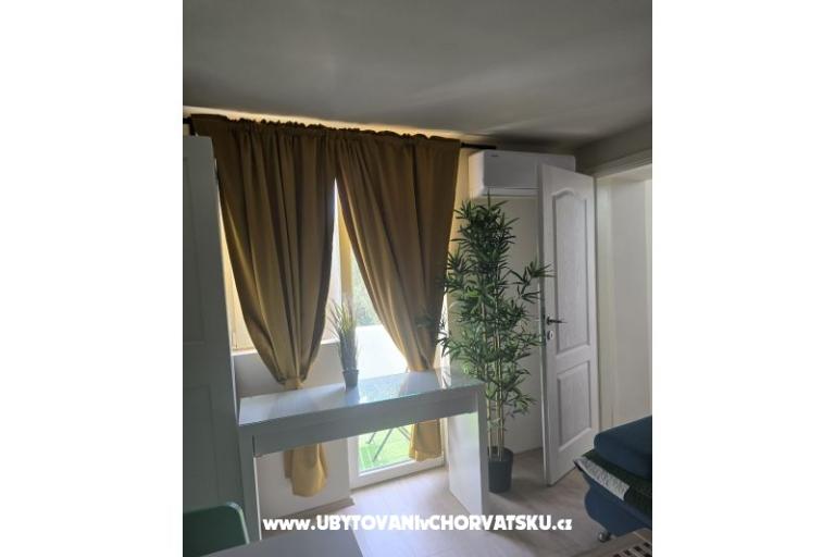 Sunset Paradise Apartments Vir – photo 19